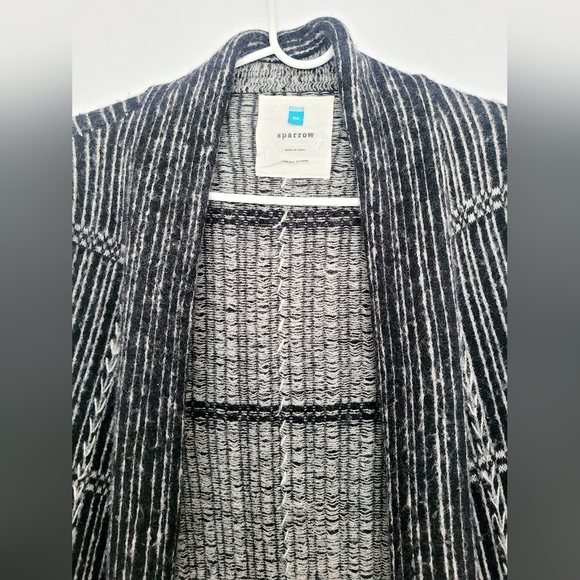 Sparrow Anthropologie Women's 100%Lamb Wool Cardigan Open Front Asym. S/M - Picture 10 of 16